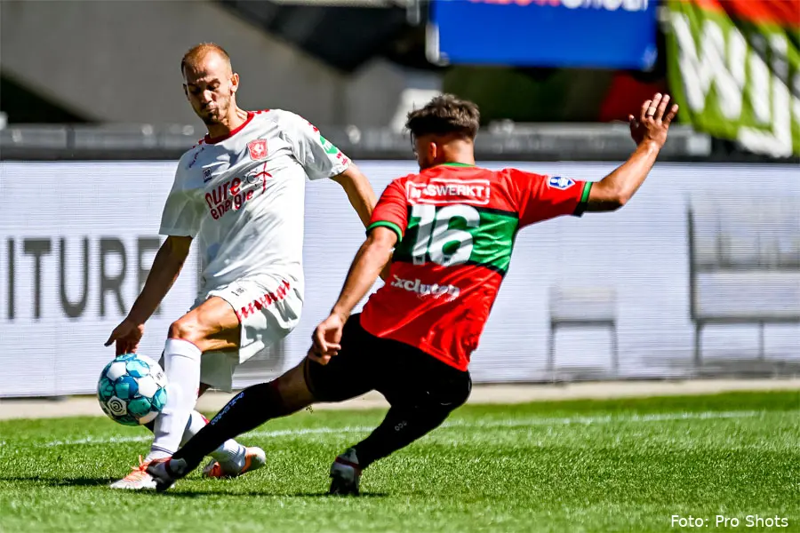 el karouani vaclav cerny nec fc twente de goffert goffertstadion seizoen 2022 2023