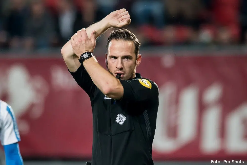 hands scheidsrechter eredivisie Edwin van de Graaf