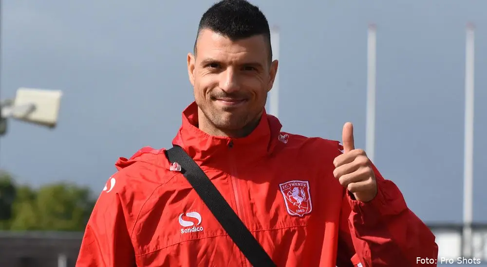 haris vuckic thumb up trainingseptember 2019