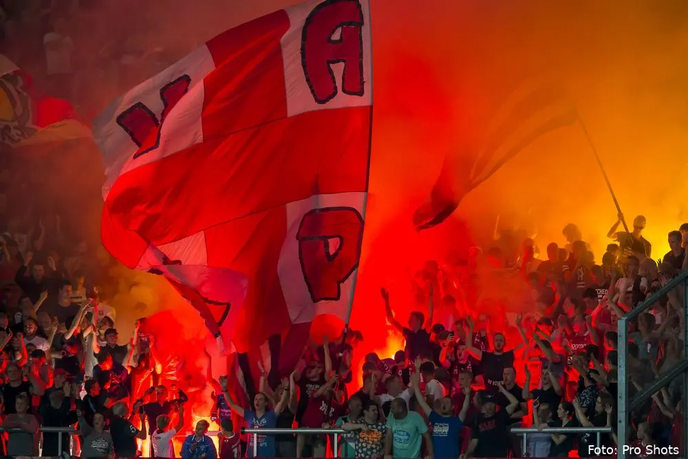 heerenveen fc twente 2016 supporters uitvak vak p pyro