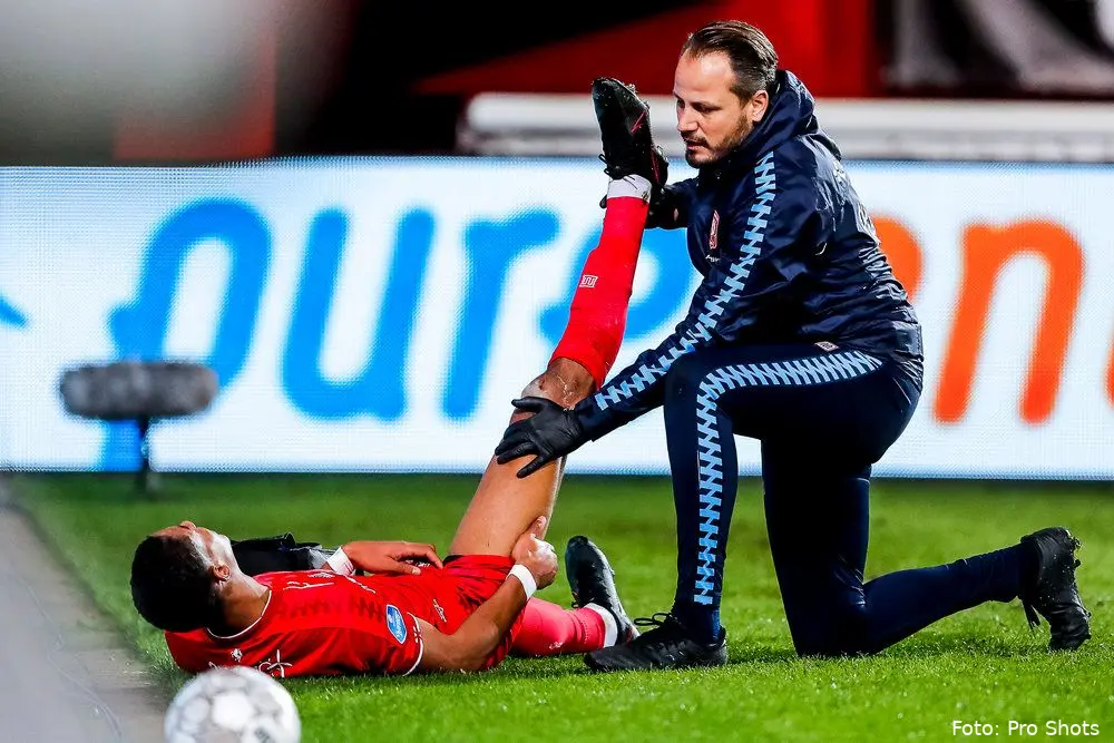 jayden oosterwolde blessure fc twente psv 2020
