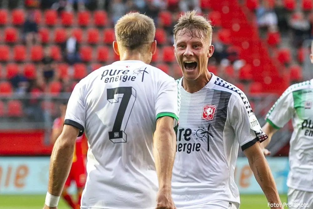 jesse bosch cerny vieren doelpunt fc twente eagles 2020