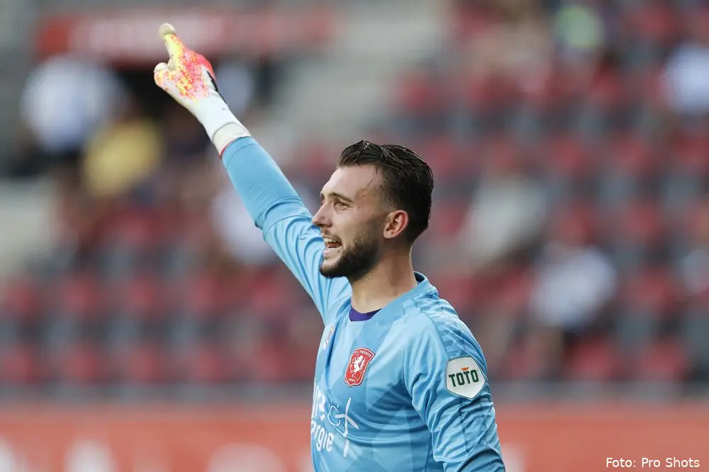 joel drommel wijzend fc twente 2020 2021