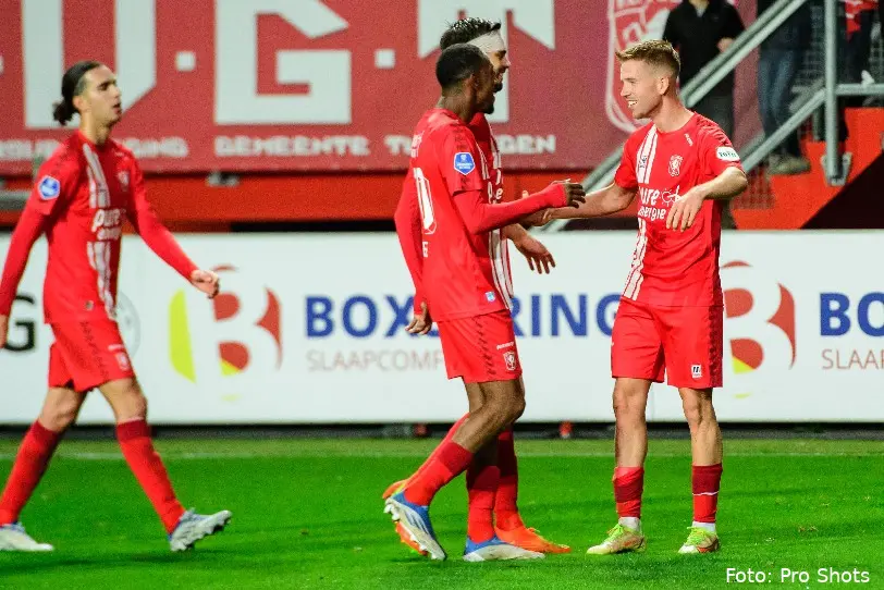 joshua brenet gijs smal bacs robin propper ramiz zerrouki fc twente vitesse 2022 2023