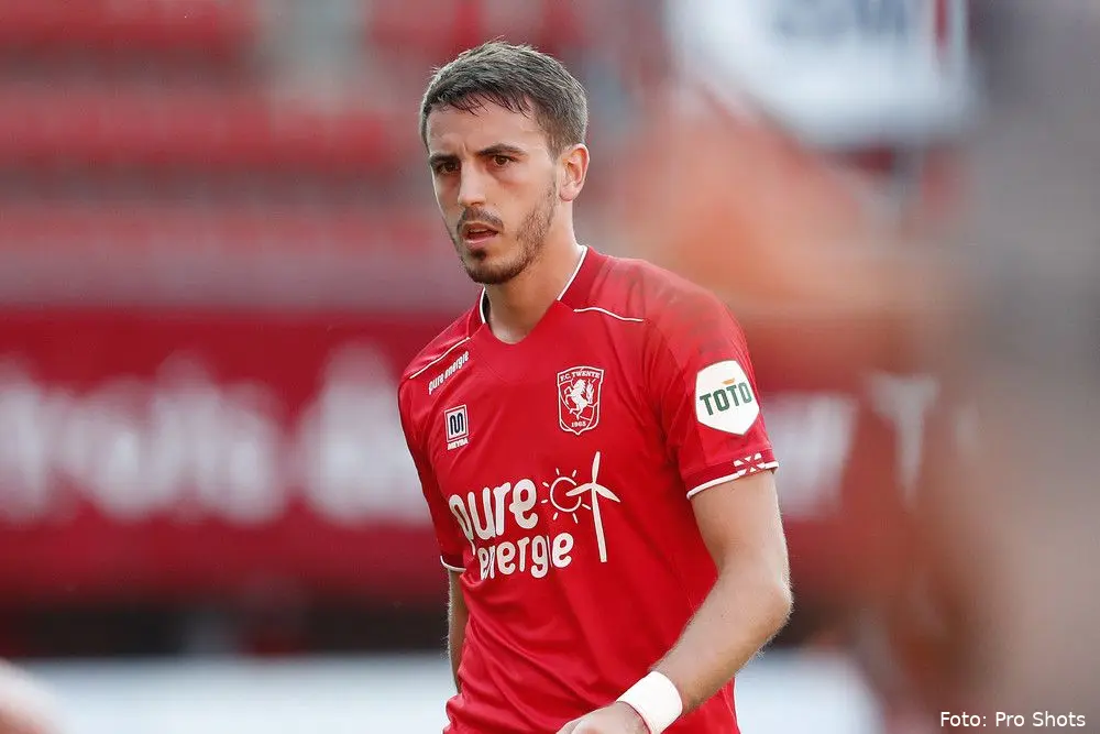 julio pleguezuelo fc twente verdediger 2020