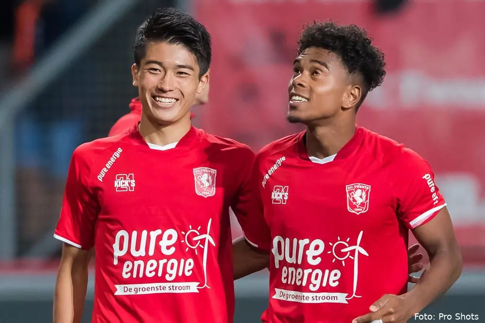 keito nakamura godfried roemeratoe fc twente psv 2019