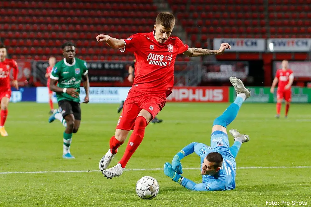 luka ilic doelpunt debutant fc twente pec zwolle 2020
