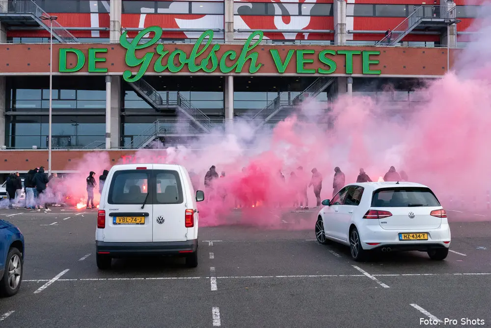 pyro fakkels vak p hoofdingang grolsch beugels 2021 corona