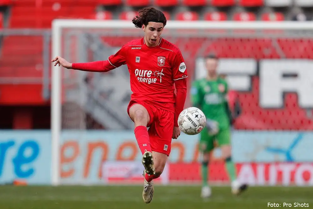 ramiz zerrouki twente heerenveen grolsch veste 2020 2021