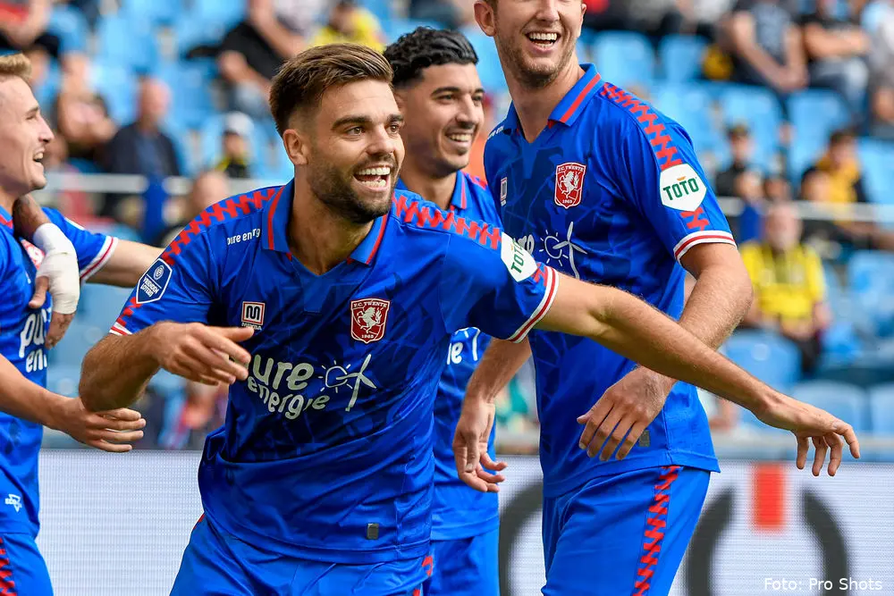 robin propper juichen doelpunt vitesse twente september 2021