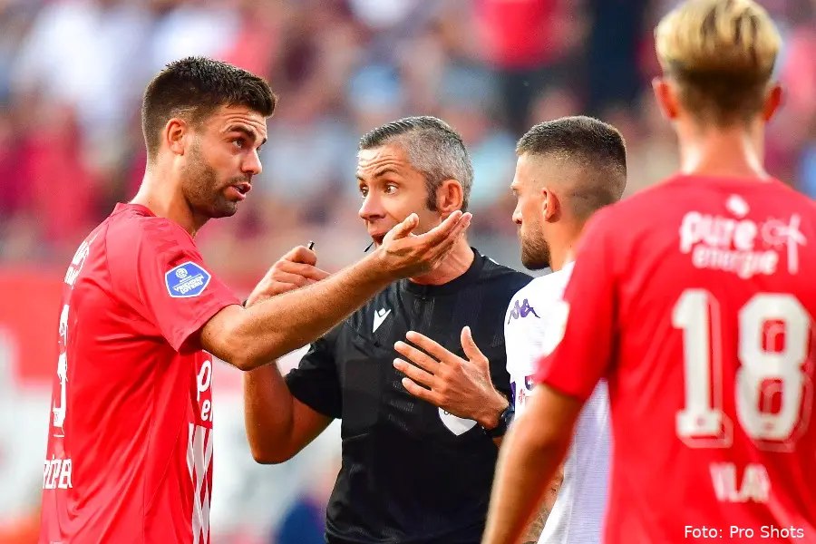 robin propper michel vlap fc twente fiorentina radu petresu petrescu