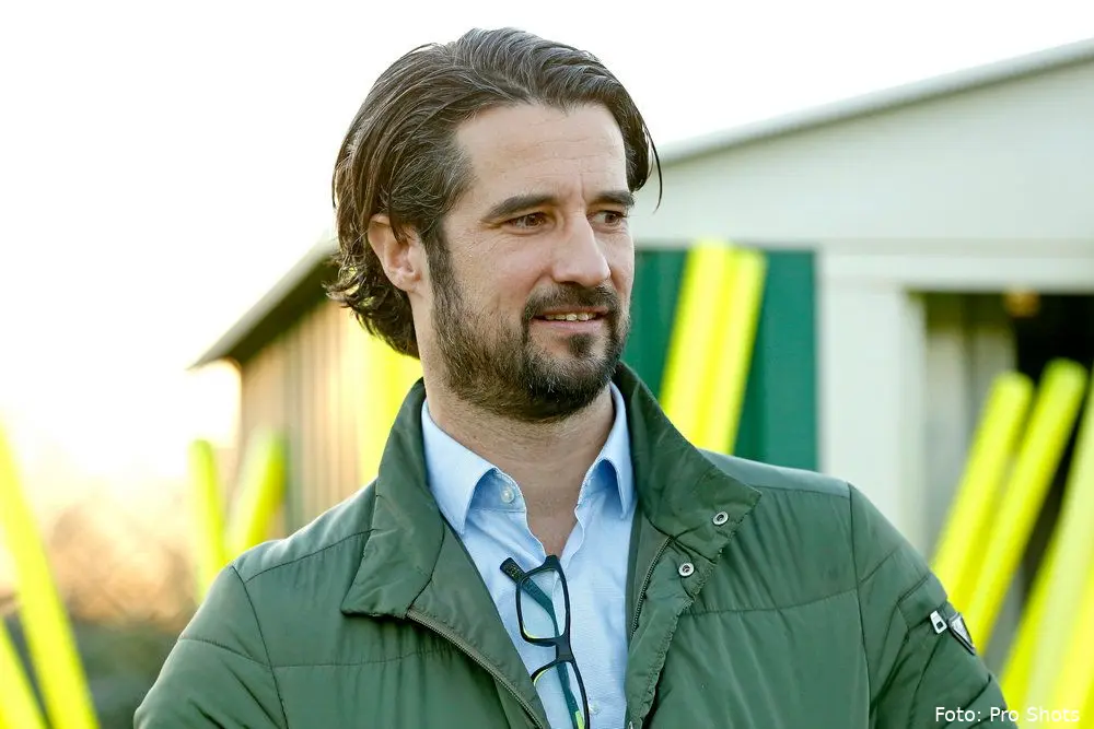 simon cziommer zaakwaarnemer analist
