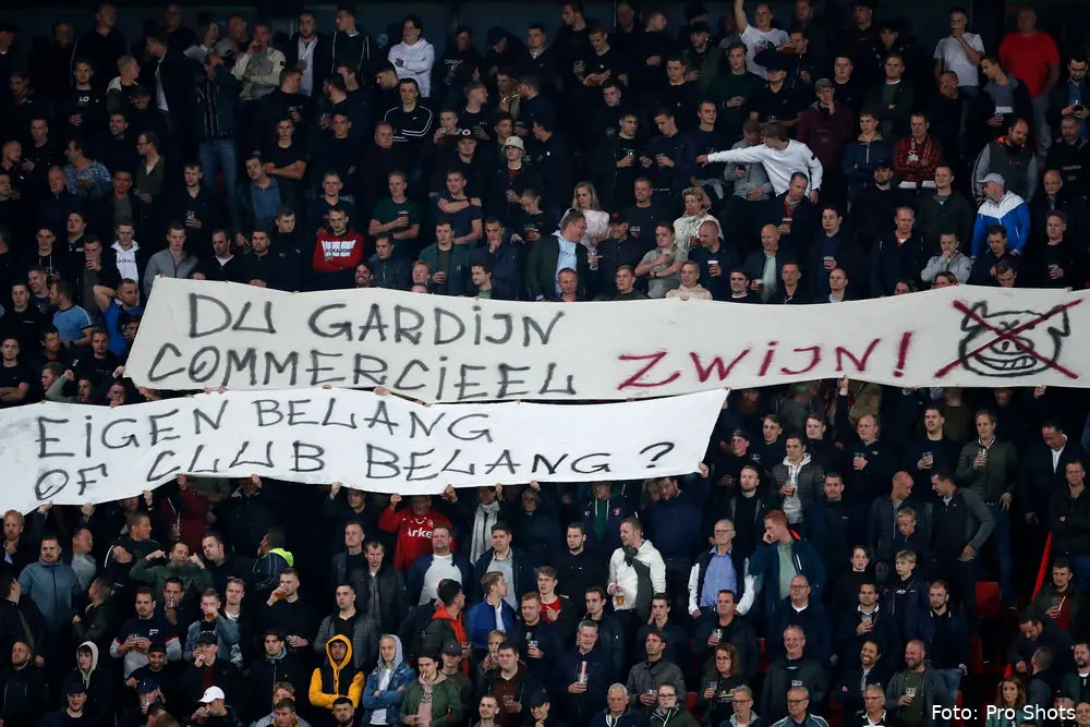 spandoek du gardijn commercieel zwijn eigenbelang of clubbelang 2021