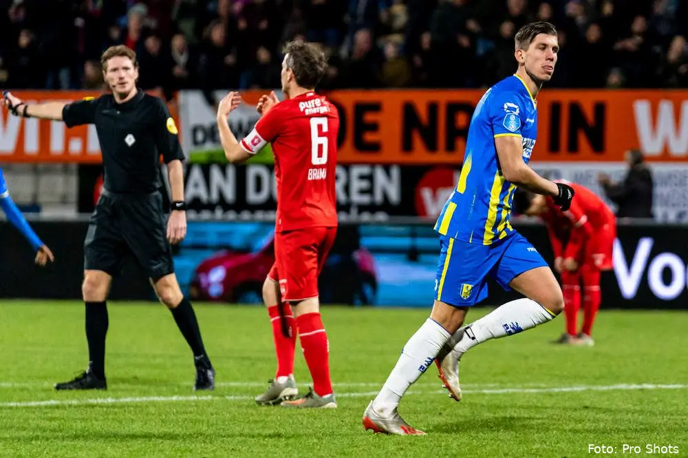 stijn spierings doelpunt wout brama rkc waalwijk fc twente 2019 2020
