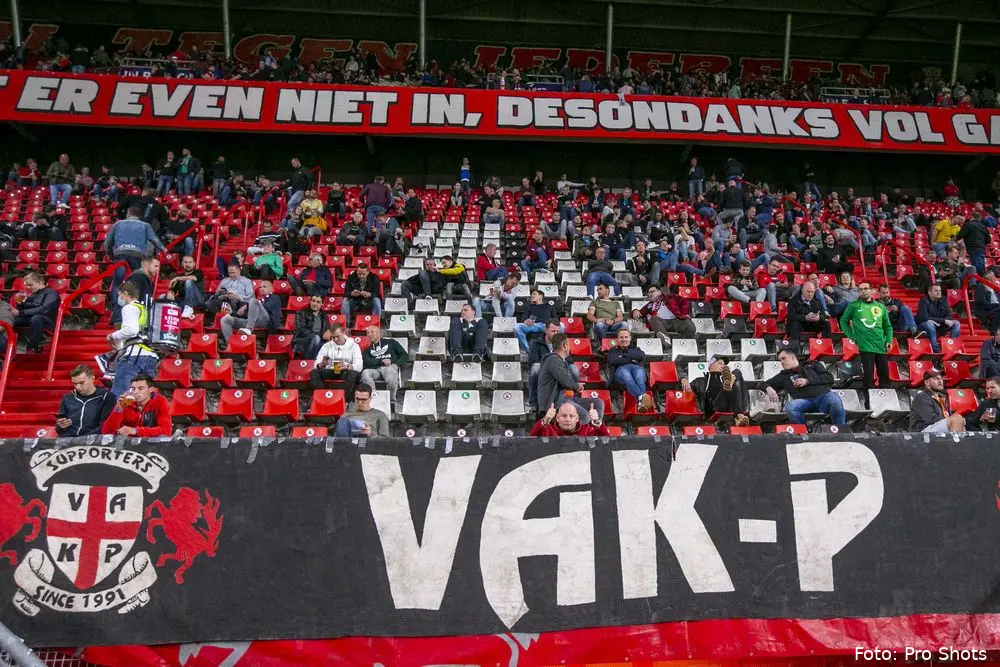 supporters vak p corona tribune spandoek