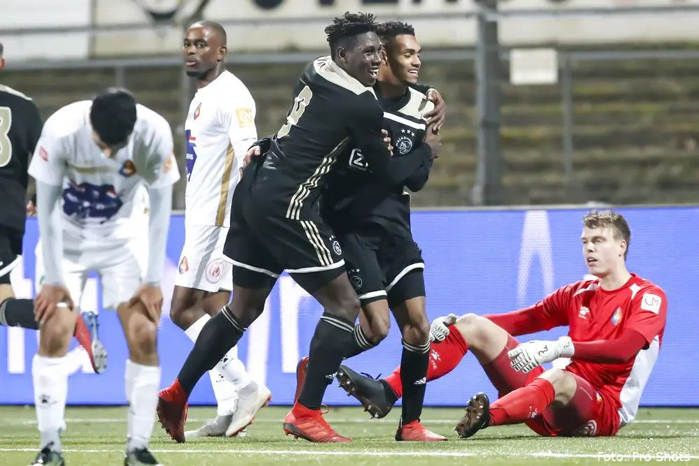 traore danilo afc ajax jong 2020