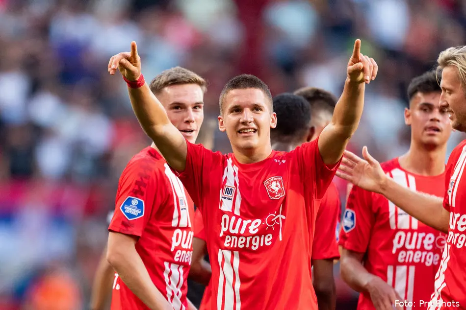 tzolis rots vlap twente cukaricki grolsch veste 2022