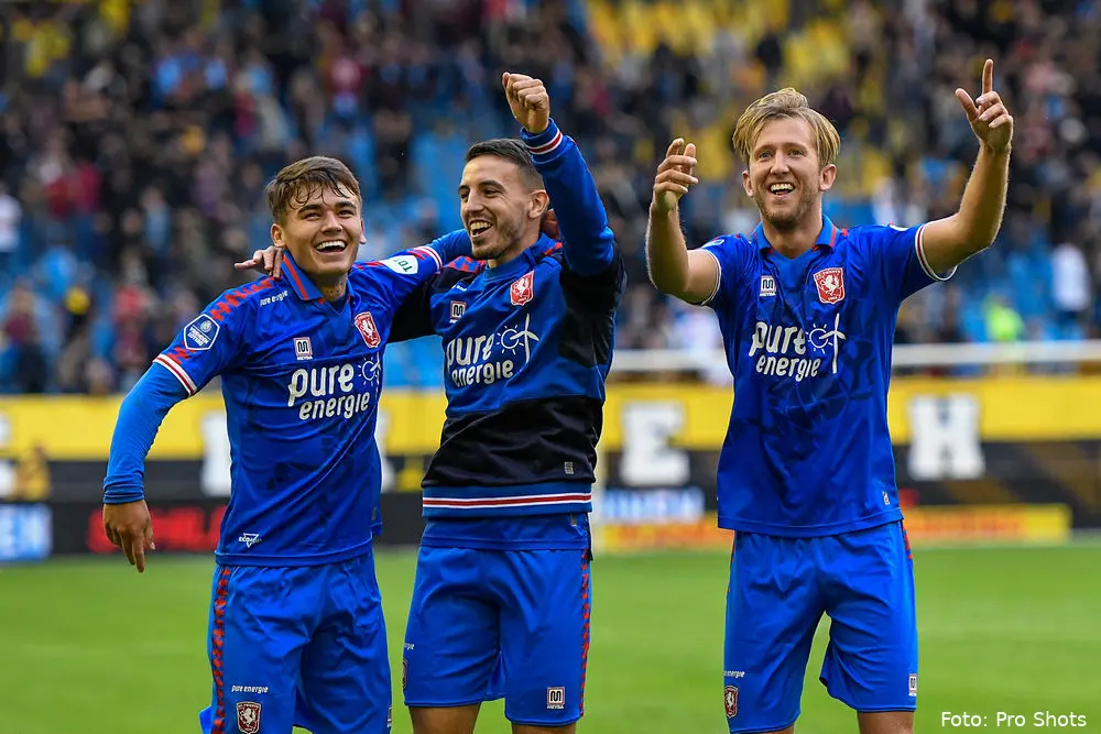 ugalde pleguezuelo vlap vitesse twente gelredome 2021 2022