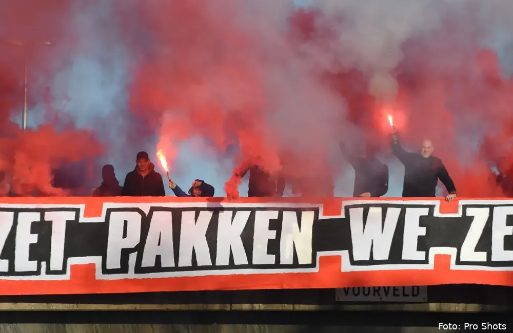 uitzwaaiactie viaduct fc twente feyenoord 2020