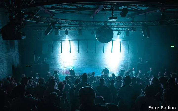 5ea9bc89df9d73.19098202