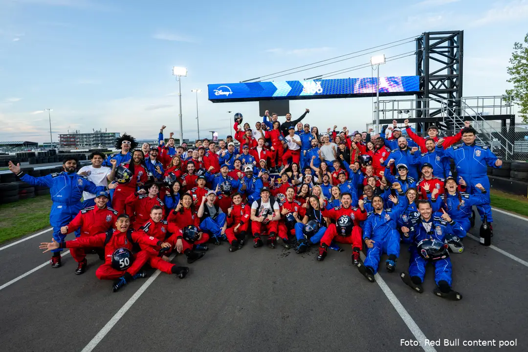 red-bull-max-vs-100-drivers-silverstone-great-britain-2026-go-karting
