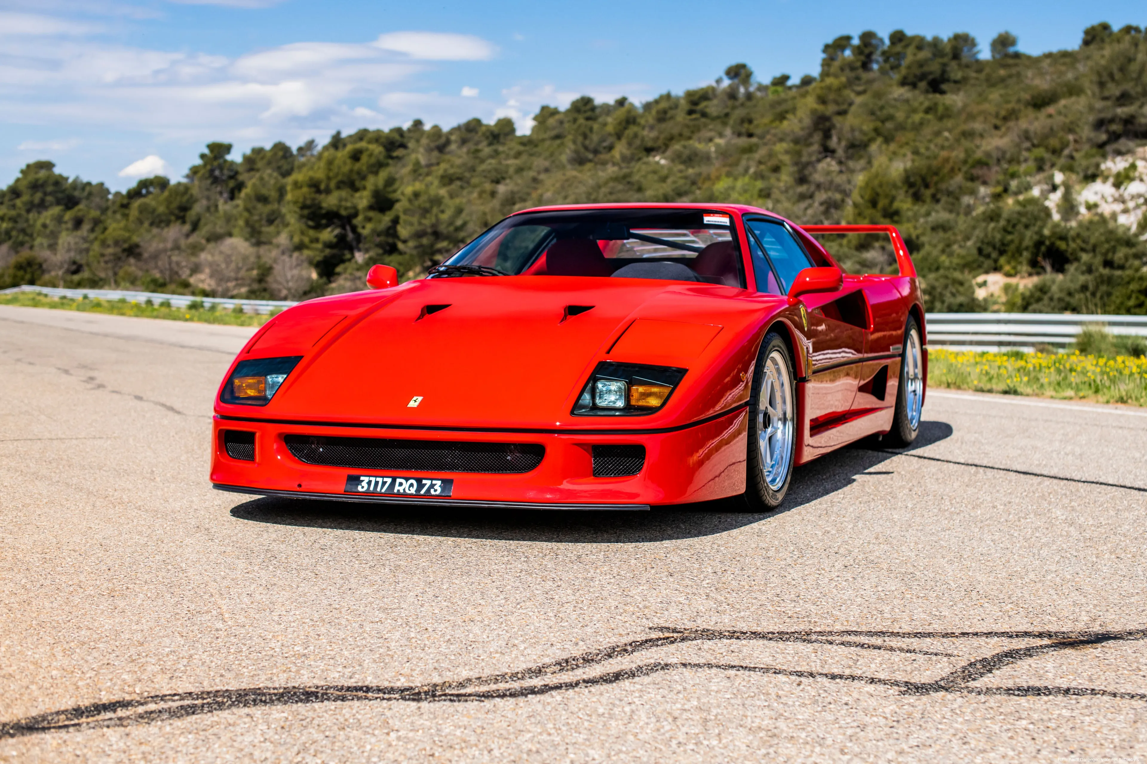 1990 ferrari f401358207