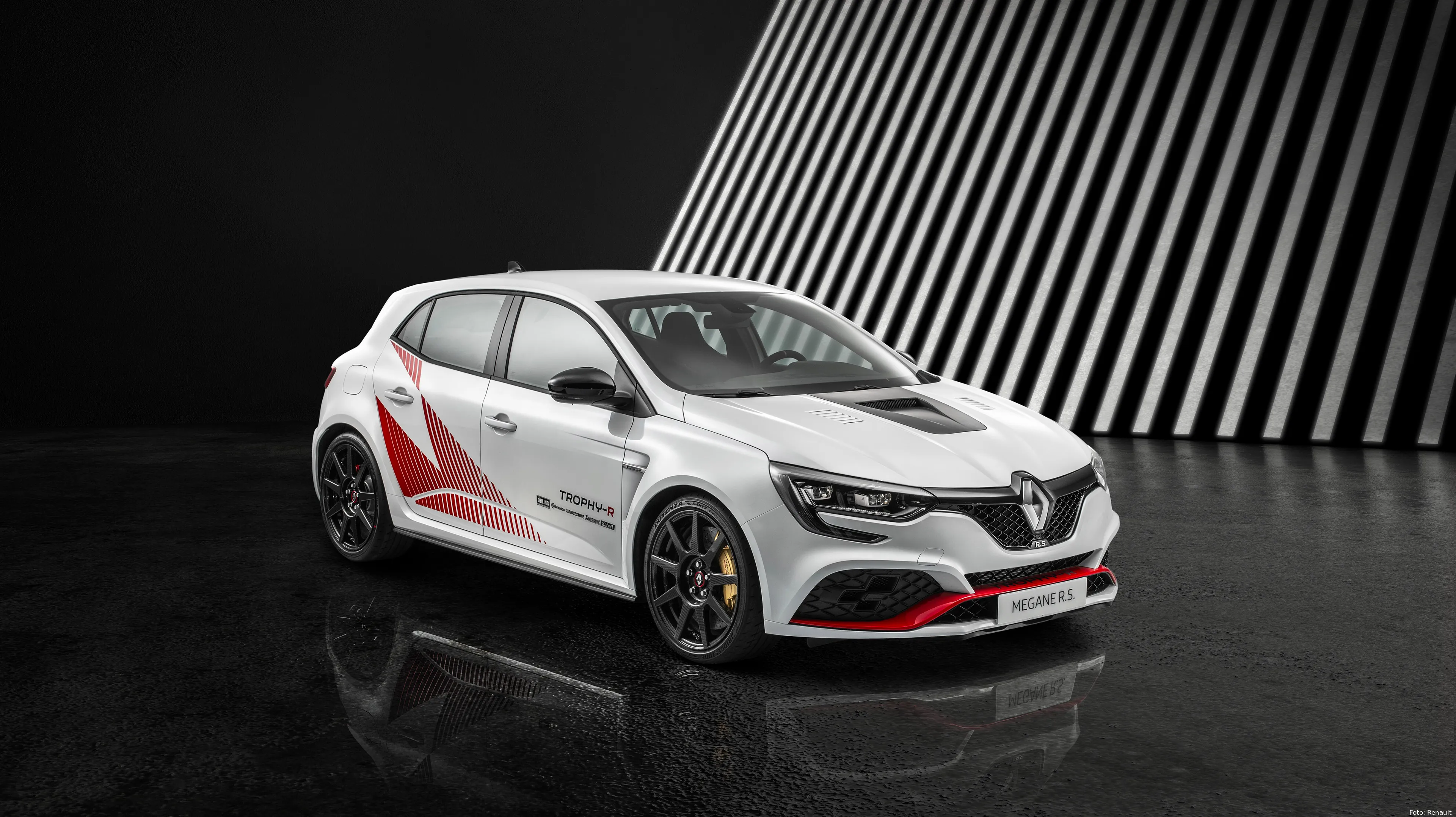 renault trophy r 00