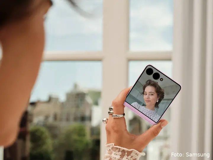 Samsung_B8_Flexcam_2_0397