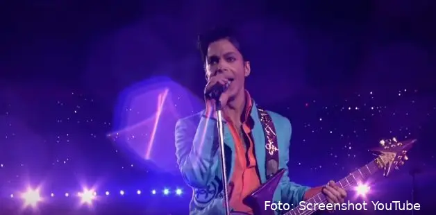 prince performs purple rain during downpour super bowl xli halftime show nfl youtube