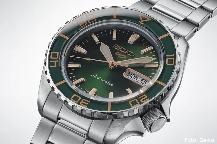 https---hypebeast.com-image-2026-09-12-seiko-5-sports-skx-snzh-formal-white-tweed-green-hdb004-hdb005-release-info-2