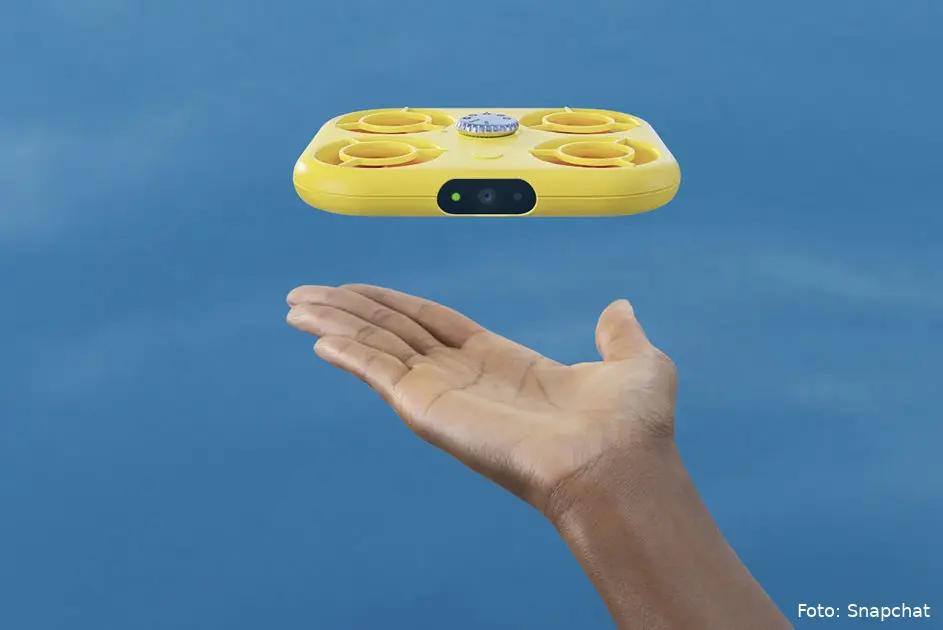 160938 drones news feature what is snap pixy how does it work and where can you buy it lead image1 q9xrwbxoip