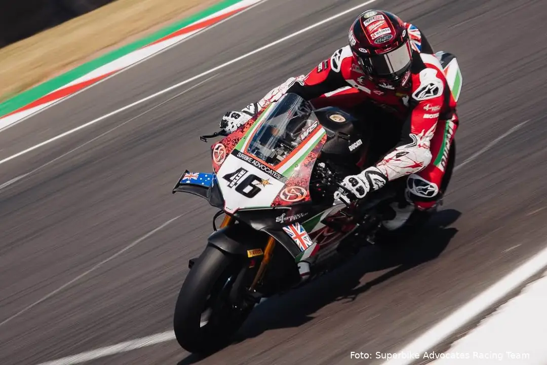 Tommy Bridewell guida la Ducati Superbike