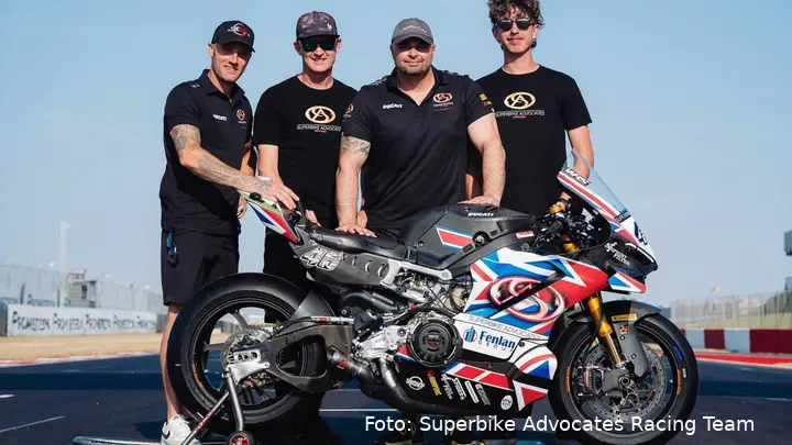 Tommy Bridewell, Lee Khouri e il team Superbike Advocates