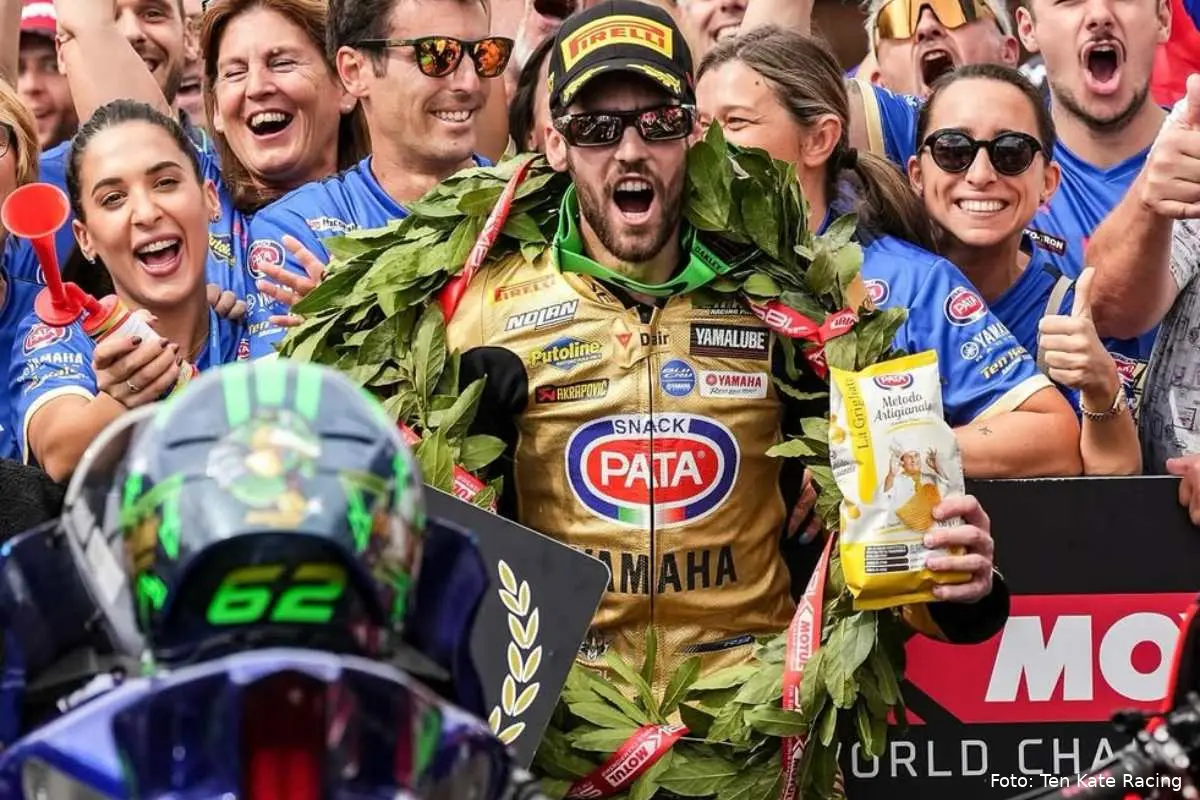 Stefano Manzi pilota Superbike SBK
