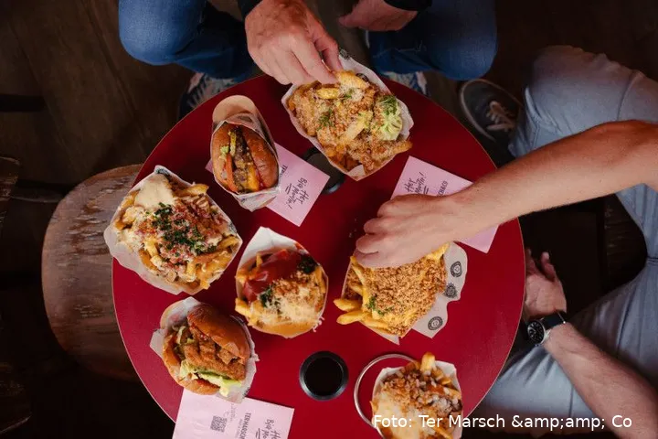 800 termarschampcokalverstraat96amsterdamhamburgerfrietsignaturefriesloadedfries53