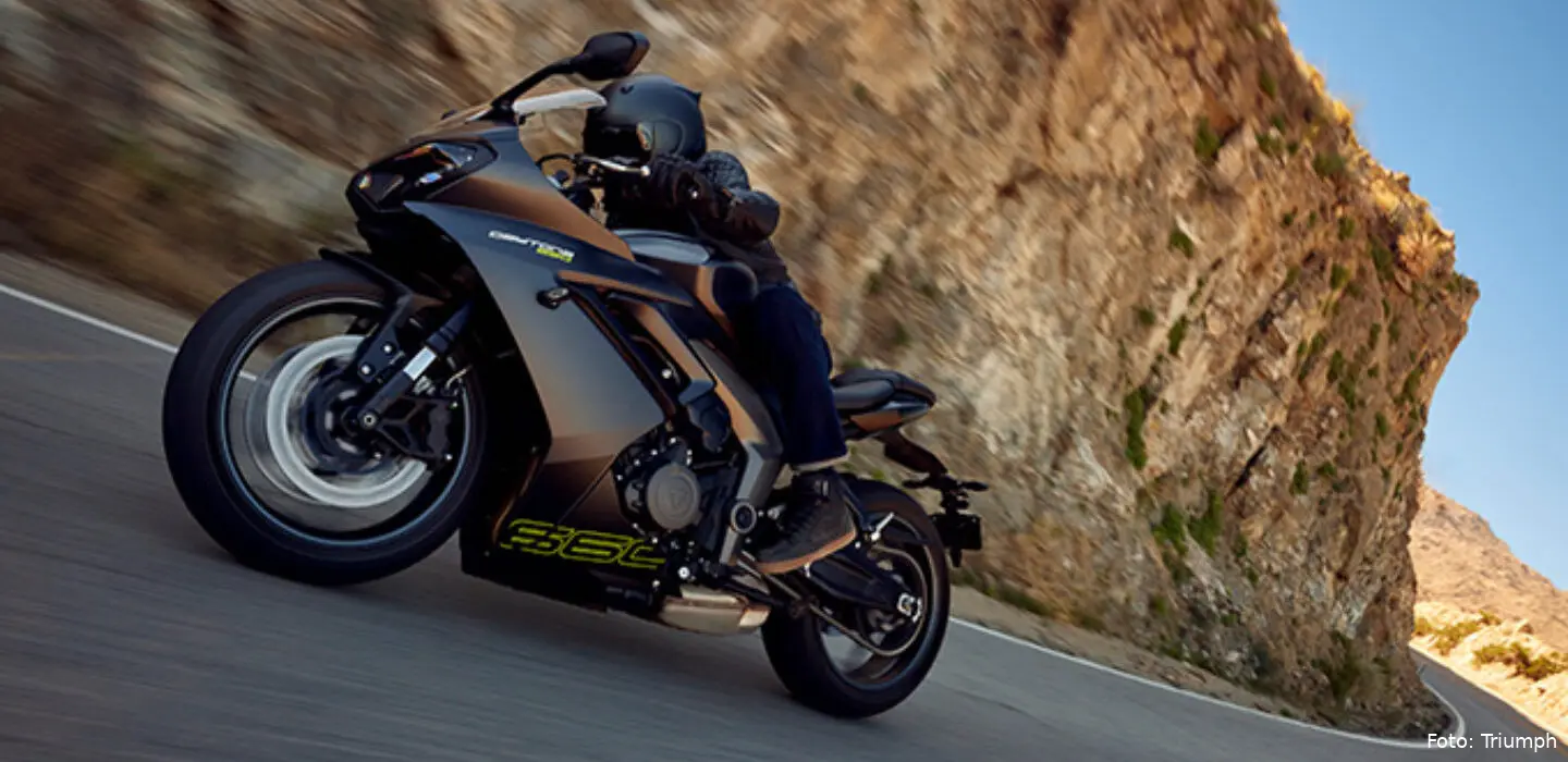 2024 triumph daytona 660 2 1440x960 1