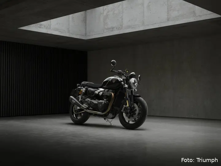 TFC_SpeedTwin1200_MY27_004_MP