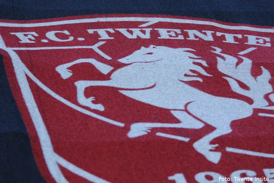 logo fc twente doek trainingscentrum
