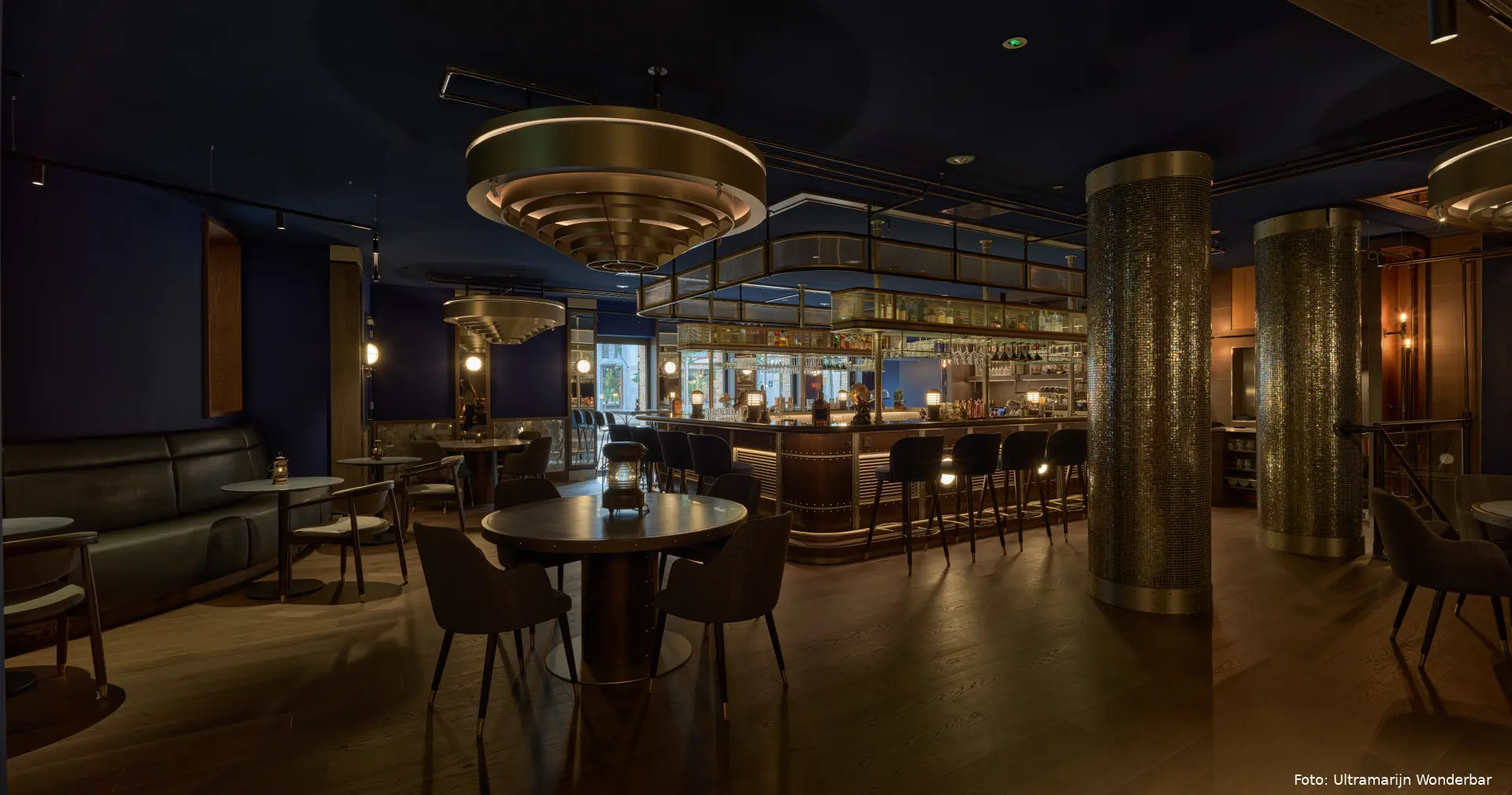 bar 3