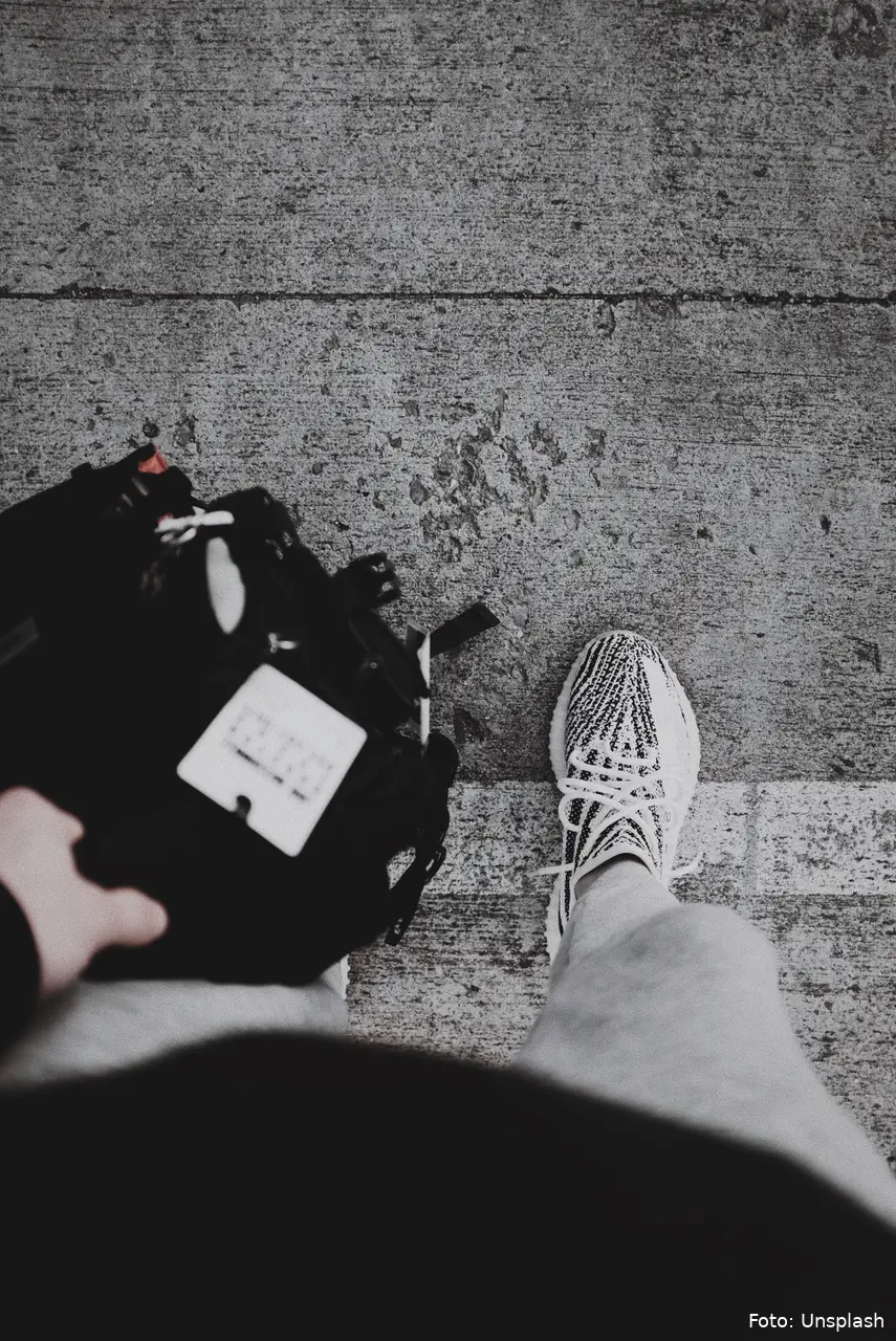 cinescope creative r0x7ukxrtgi unsplash