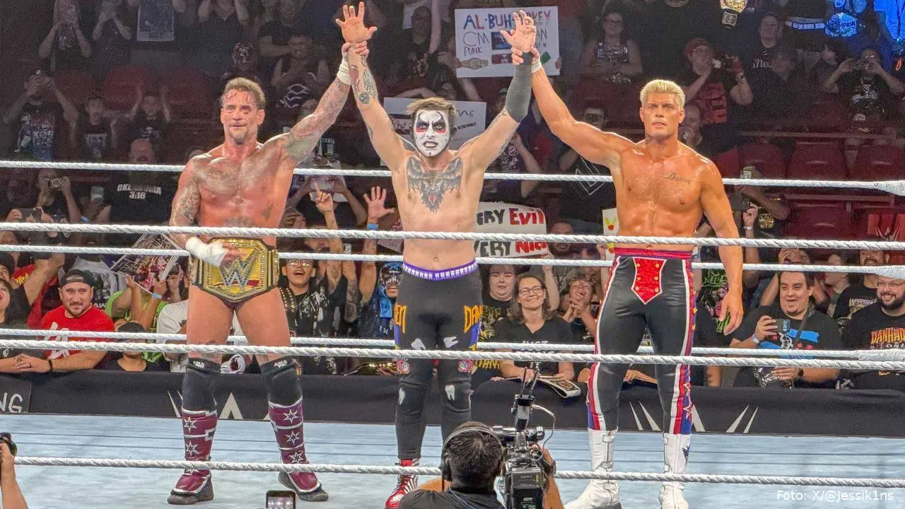 wwe_house_show_cm_punk_cody_rhodes_danhausen_110726