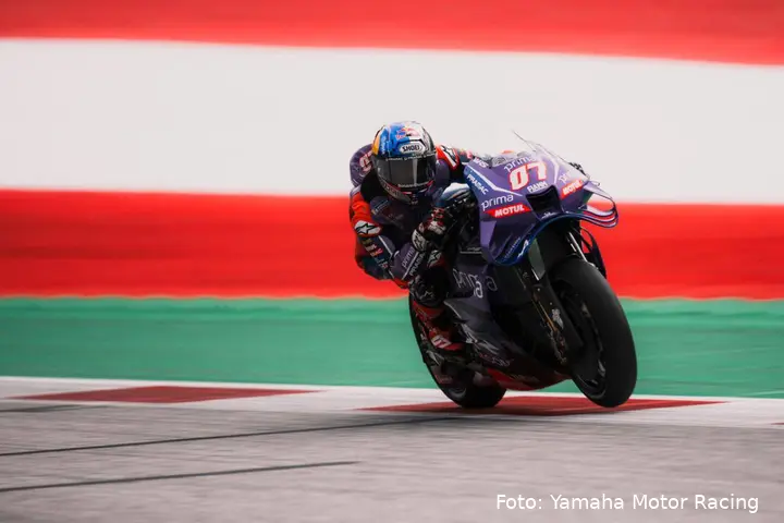 Toprak Razgatlioglu rides the Yamaha M1 in the MotoGP race in Austria