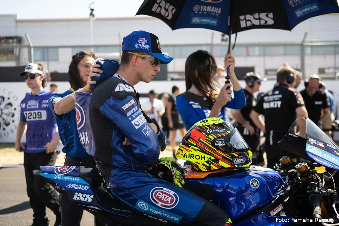 Andrea Locatelli on the Yamaha R1 on the WorldSBK grid