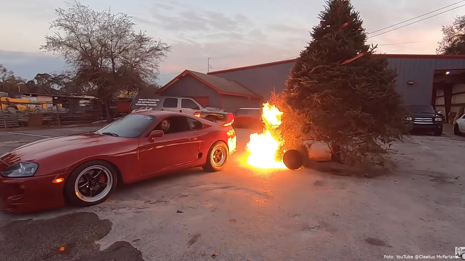 kerstboom brand supra