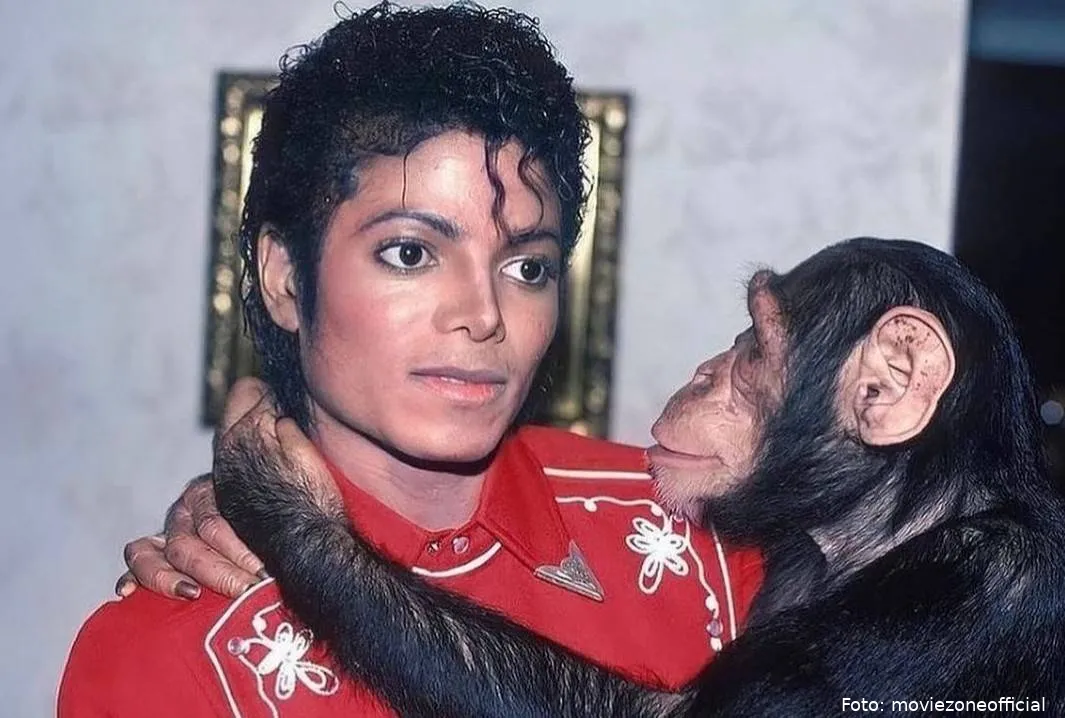 Michael Jackson and BubblesGM x