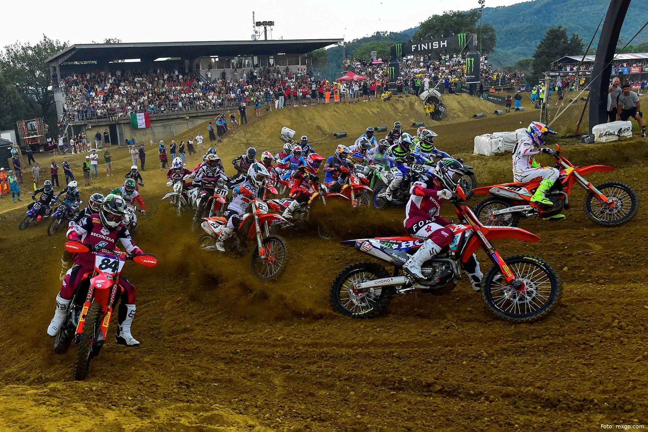MXGP-START-MOTOCROSS