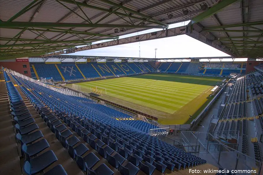 20131027_Rat_Verlegh_Stadion