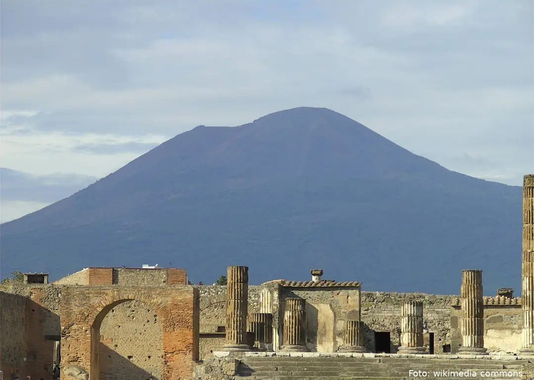 Pompei_und_Vesuv