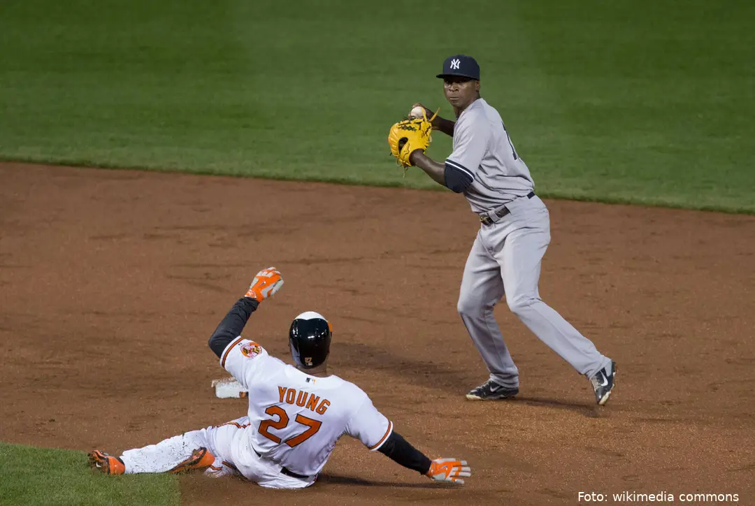 Didi_Gregorius_(17127188926)