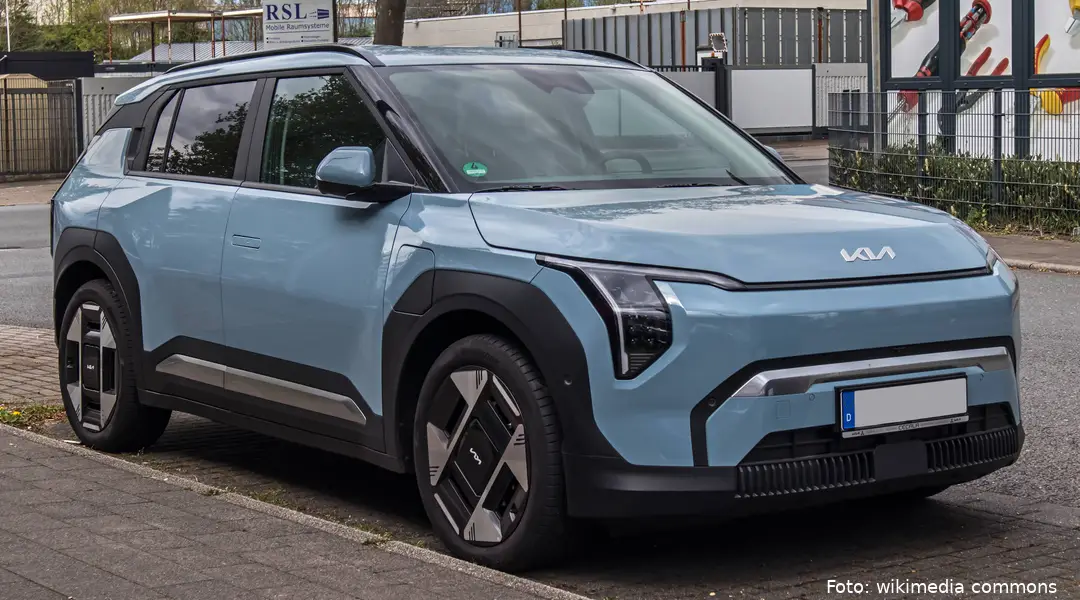 Kia_EV3_Earth_–_f_21042025